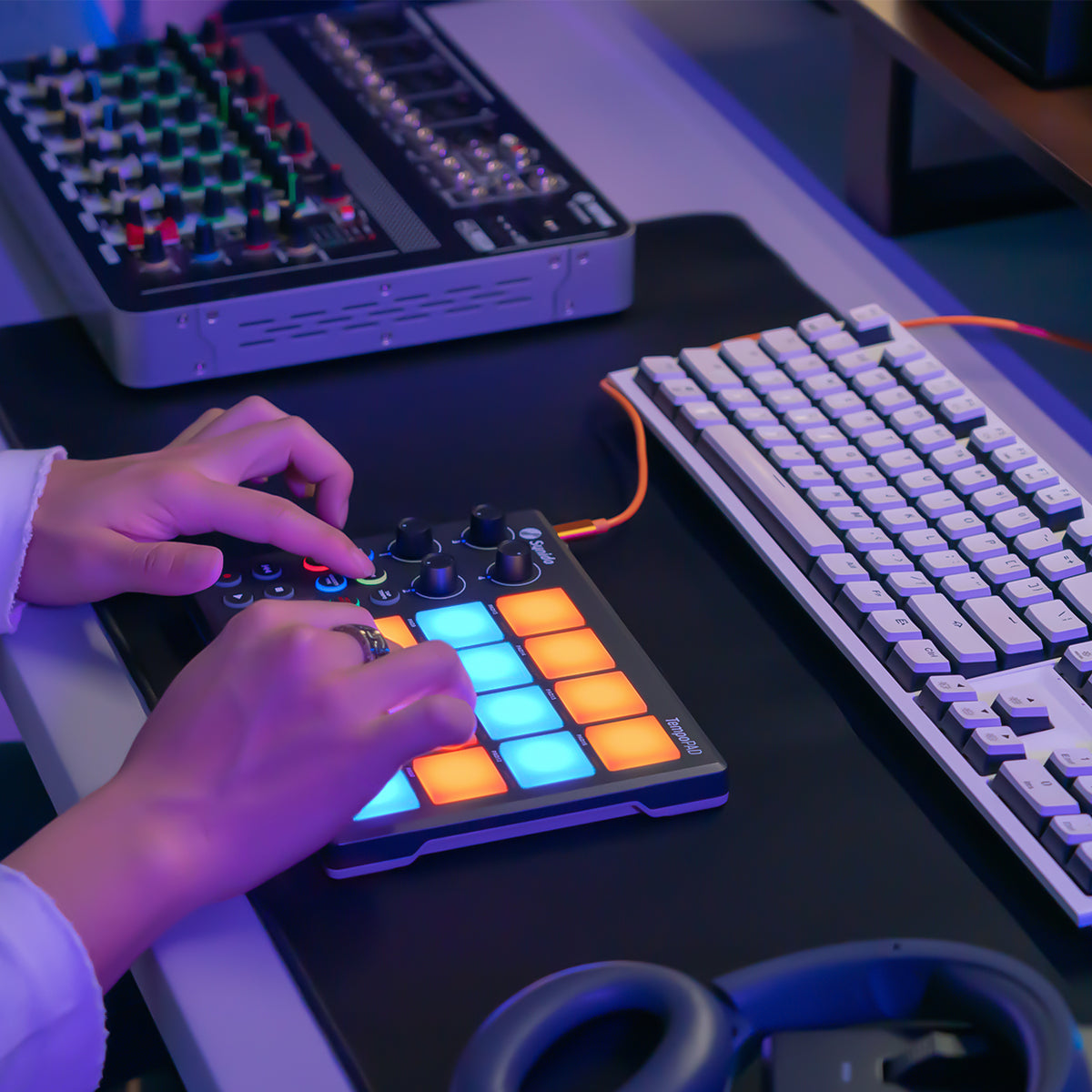 Synido Mini Synido | Musical Equipments, MIDI Controller, Audio Interfaces
